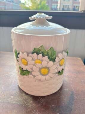 Vintage Daisy Basket by Shafford Ceramic Canister with Lid